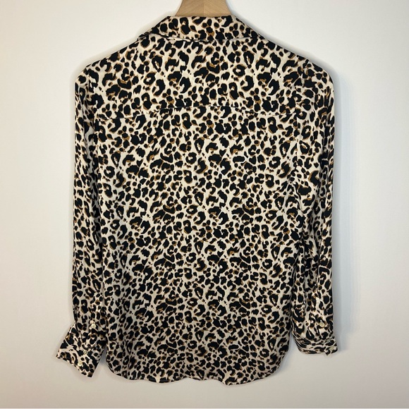 Quince Washable Stretch Silk Notch Collar Blouse in Leopard Print, Size Small - Picture 9 of 12